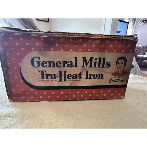 Vintage General Mills GM 1A Tru Heat Clothing Iron Original Box - Picture 11 of 12